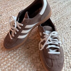 Adidas Spezial Brown Shows